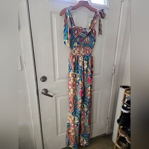 Fashion Nova Multicolor Geometric Maxi Dress